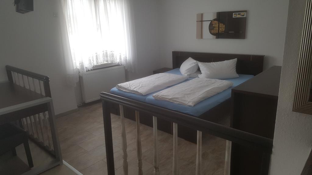 City Central Promenade Bad Homburg vor der Höhe Room photo
